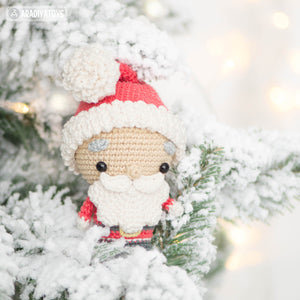 Kerstmis Mini’s van “AradiyaToys Minis” collectie / haakpatroon door AradiyaToys (Amigurumi werkbeschrijving PDF bestand) / Kerstman, Pinguin, Sneeuwman en Kerstboom