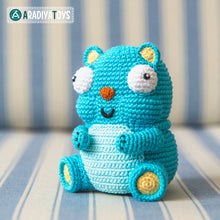 Load image into Gallery viewer, Bear Diego from “AradiyaToys Design” collection / cute bear crochet pattern by AradiyaToys (Amigurumi tutorial PDF file)
