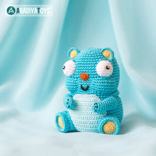 Cargar imagen en el visor de la galería, Bear Diego from “AradiyaToys Design” collection / cute bear crochet pattern by AradiyaToys (Amigurumi tutorial PDF file)

