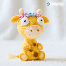 Carica l&#39;immagine nel visualizzatore di Gallery, Crochet Pattern of Giraffe Ellie from &quot;AradiyaToys Design&quot; (Amigurumi tutorial PDF file) / cute giraffe crochet pattern by AradiyaToys
