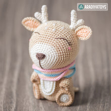 Carica l&#39;immagine nel visualizzatore di Gallery, Crochet Pattern of Deer Kira from &quot;AradiyaToys Design&quot; (Amigurumi tutorial PDF file) / cute deer crochet pattern by AradiyaToys
