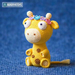 Crochet Pattern of Giraffe Ellie from "AradiyaToys Design" (Amigurumi tutorial PDF file) / cute giraffe crochet pattern by AradiyaToys