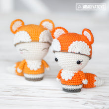 Załaduj obraz do przeglądarki galerii, Mini Laura the Fox from &quot;AradiyaToys Minis” collection / mini doll crochet pattern by AradiyaToys (Amigurumi tutorial PDF file)
