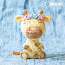 Load image into Gallery viewer, Crochet Pattern of Giraffe Ellie from &quot;AradiyaToys Design&quot; (Amigurumi tutorial PDF file) / cute giraffe crochet pattern by AradiyaToys
