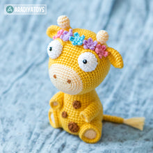 Load image into Gallery viewer, Crochet Pattern of Giraffe Ellie from &quot;AradiyaToys Design&quot; (Amigurumi tutorial PDF file) / cute giraffe crochet pattern by AradiyaToys
