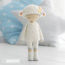 Indlæs billede til gallerivisning Friendy Wendy the Lamb from &quot;AradiyaToys Friendies&quot; collection / doll crochet pattern by AradiyaToys (Amigurumi tutorial PDF file)

